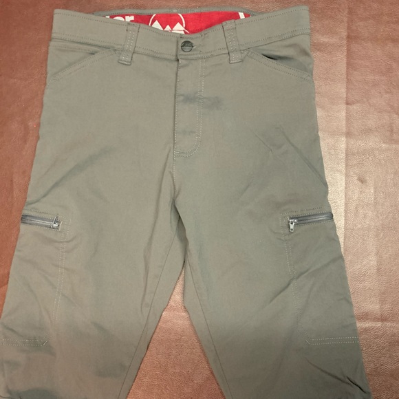 BOGO! Boys/Young Men pants. Same size 29x30 - Picture 10 of 10